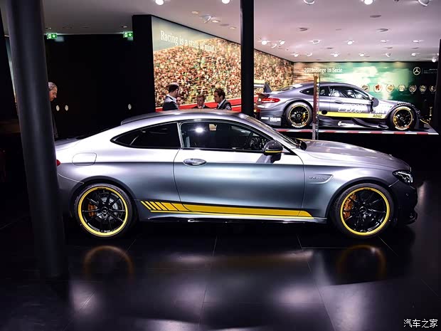 梅赛德斯-AMG 奔驰C级AMG 2015款 AMG C 63 S Coupe Edition 1