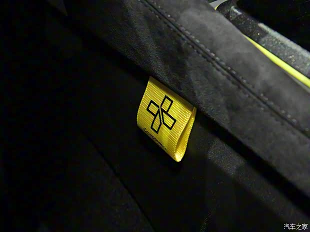 領(lǐng)克 領(lǐng)克03 2022款 03+ Cyan 定制版