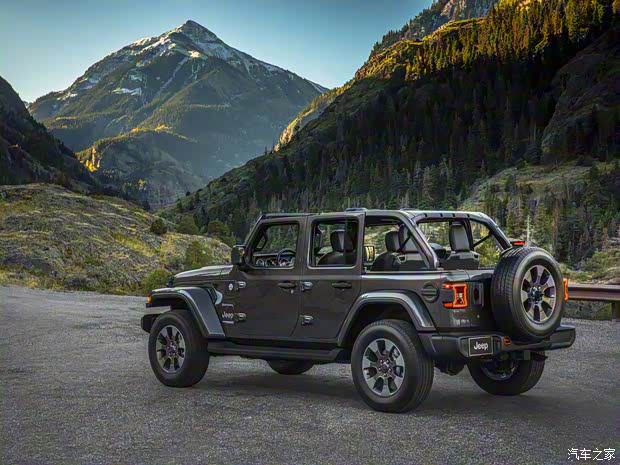 Jeep(进口) 牧马人 2018款 Sahara