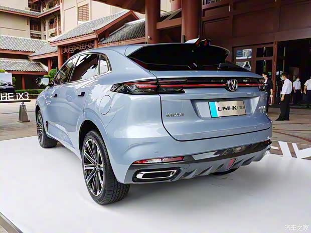 长安汽车 长安UNI-K新能源 2021款 iDD 插电混动版 长安汽车 长安UNI-K新能源 2021款 iDD 插电混动版