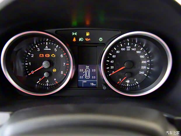 长城汽车 哈弗H6 2017款 蓝标 运动版 1.5T 手动两驱精英型