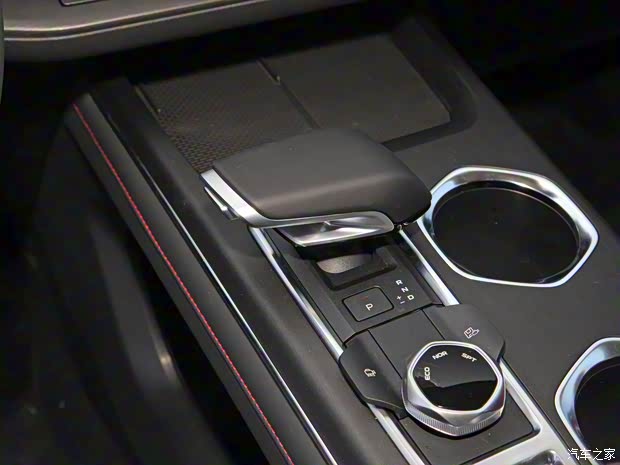 长安汽车 长安CS55PLUS 2022款 中配版