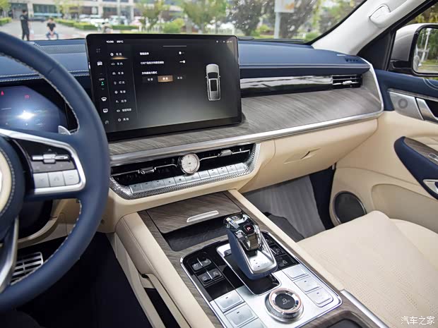 長城汽車 坦克500 2022款 運(yùn)動(dòng)版 試裝車