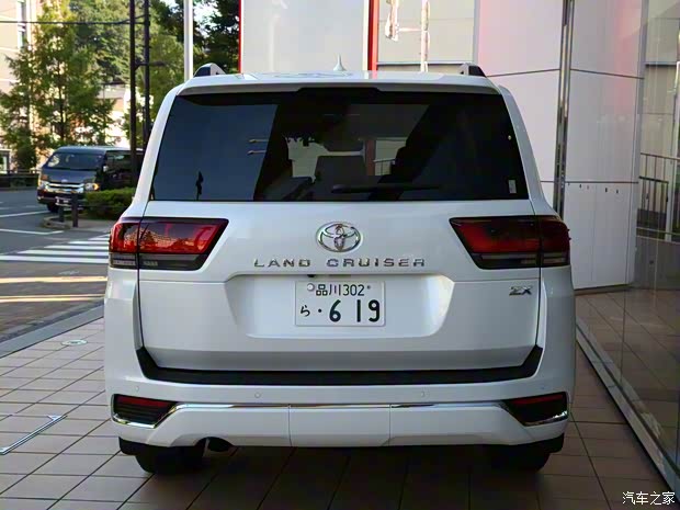 豐田(進(jìn)口) 蘭德酷路澤(進(jìn)口) 2022款 ZX 日本版