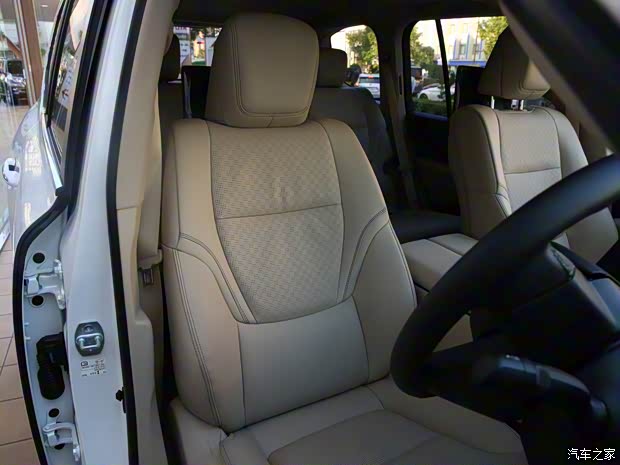 豐田(進(jìn)口) 蘭德酷路澤(進(jìn)口) 2022款 ZX 日本版