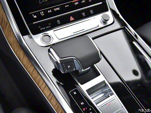 奥迪(进口) 奥迪Q7 2022款 55 TFSI quattro S line尊贵型 奥迪(进口) 奥迪Q7 2022款 55 TFSI quattro S line尊贵型