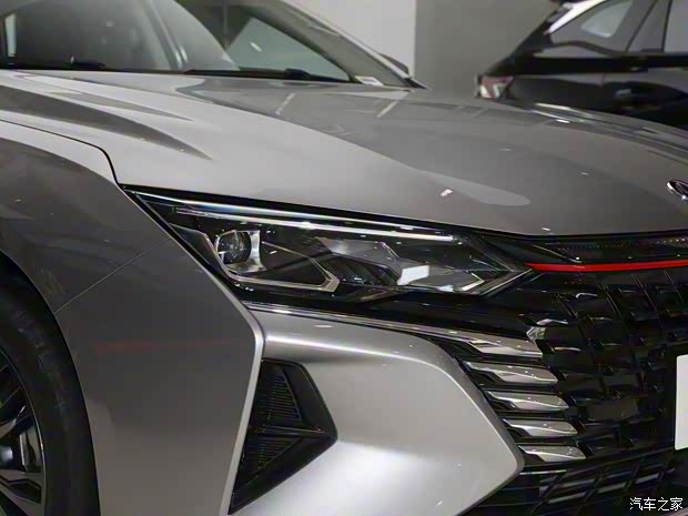 东风乘用车 奕炫MAX 2021款 1.5T 超能型爸版