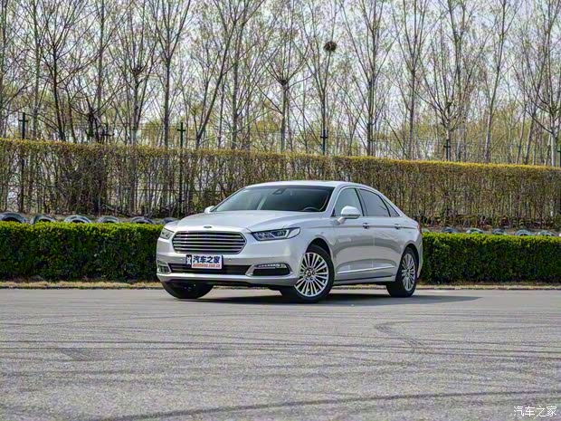 长安福特 金牛座 2017款 EcoBoost 180 至尊型 长安福特 金牛座 2017款 EcoBoost 180 至尊型