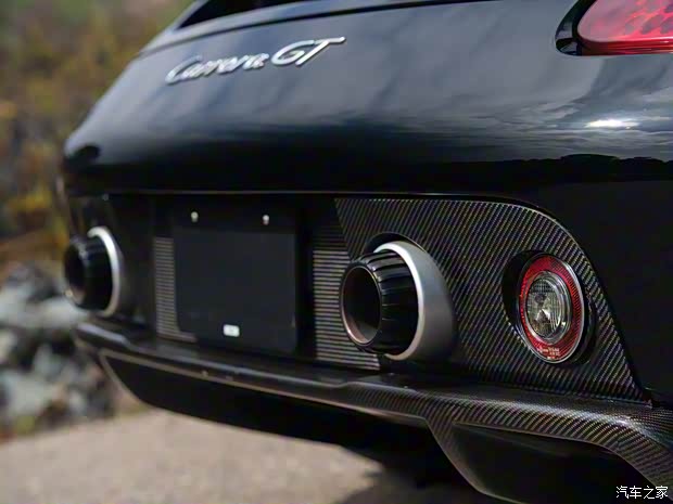 保時捷 Carrera GT 2004款 5.7L 標(biāo)準(zhǔn)型 保時捷 Carrera GT 2004款 5.7L 標(biāo)準(zhǔn)型