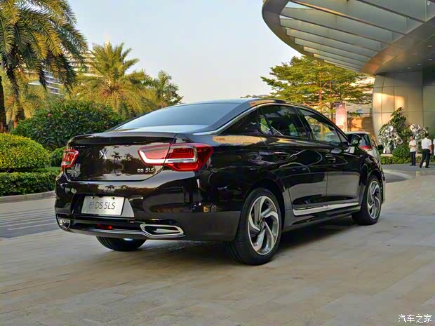 長(zhǎng)安標(biāo)致雪鐵龍 DS 5LS 2018款 基本型 長(zhǎng)安標(biāo)致雪鐵龍 DS 5LS 2018款 基本型
