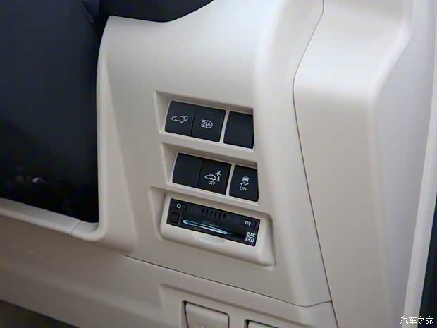 豐田(進(jìn)口) 蘭德酷路澤(進(jìn)口) 2022款 ZX 日本版