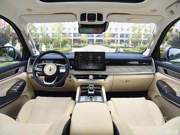 長城汽車 坦克500 2022款 運(yùn)動(dòng)版 試裝車