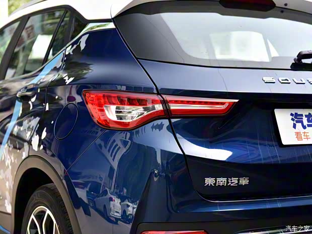 東南汽車 東南DX5 2021款 1.5L 手動(dòng)特仕版