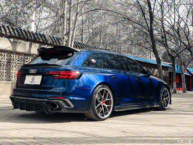 Audi Sport 奧迪RS 4 2019款  RS 4 2.9T Avant