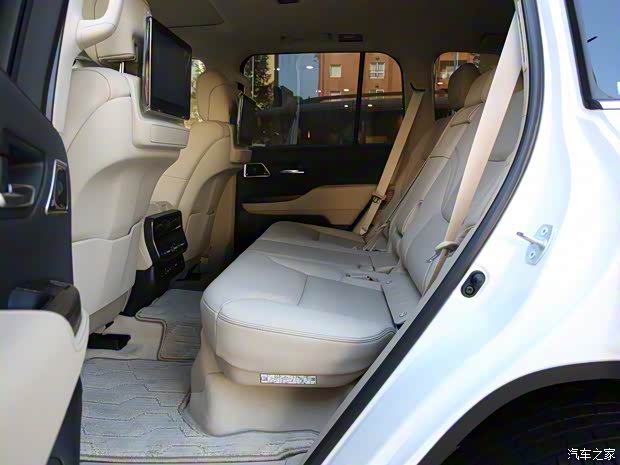 豐田(進(jìn)口) 蘭德酷路澤(進(jìn)口) 2022款 ZX 日本版