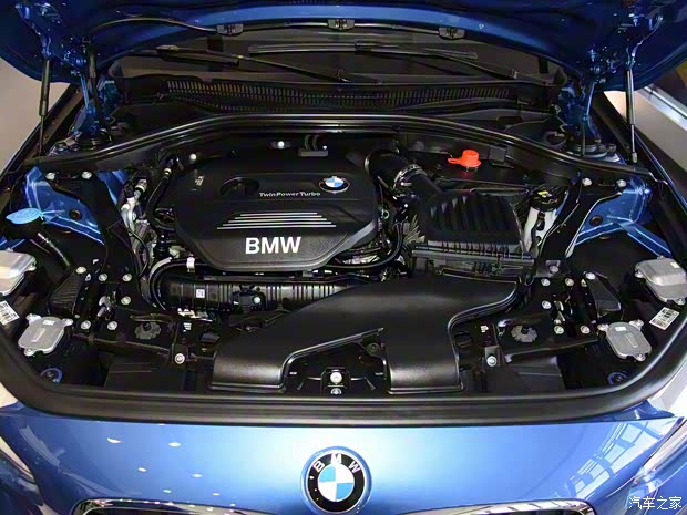 华晨宝马 宝马1系 2017款 120i 设计套装型