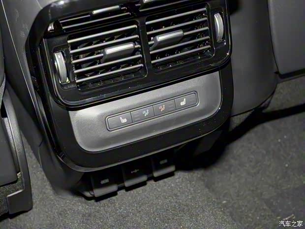 奇瑞捷豹路虎 揽胜极光 2021款 极光L 249PS R-Dynamic HSE