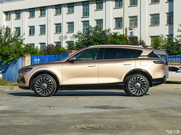 岚图汽车 岚图FREE 2021款 四驱增程版专属豪华套装