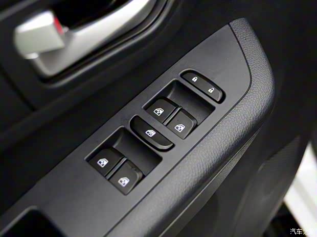 江西五十铃 瑞迈 2016款 2.8T两驱超豪华款JE493ZLQ4CA