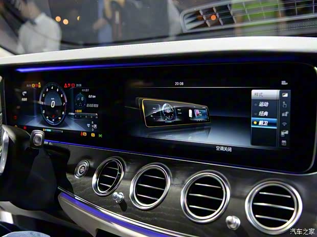 北京奔馳 奔馳E級(jí) 2016款 E 320 L 運(yùn)動(dòng)型 4MATIC