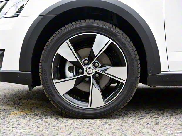 上汽斯柯达 明锐 2018款 旅行版 TSI280 DSG基本型