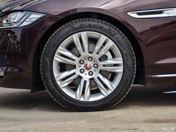 奇瑞捷豹路虎 捷豹XFL 2018款 XFL 2.0T 基本型