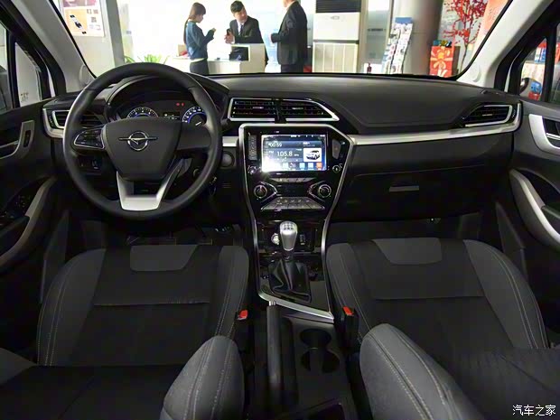 海马汽车 海马S5 Young 2017款 1.6L 手动豪华型 海马汽车 海马S5 Young 2017款 1.6L 手动豪华型