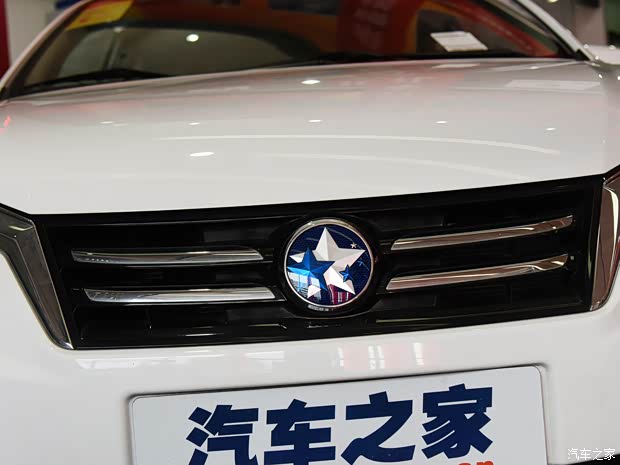 东风启辰 启辰D50 2016款 1.6L 手动精英版