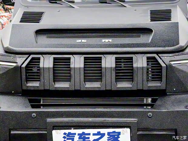 北京汽車 北京BJ80 2017款 2.3T 捍衛(wèi)者版