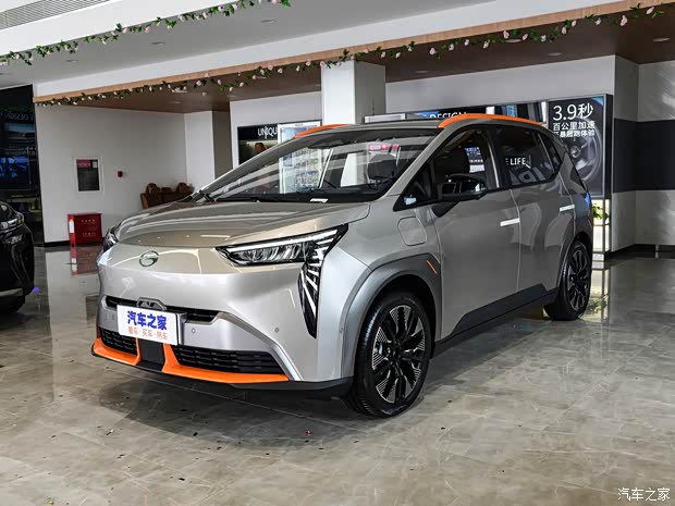 广汽埃安 AION Y 2021款 70 悦享科技版 广汽埃安 AION Y 2021款 70 悦享科技版