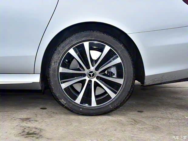 北京奔驰 奔驰E级新能源 2021款 E 350 e L 插电式混合动力运动轿车