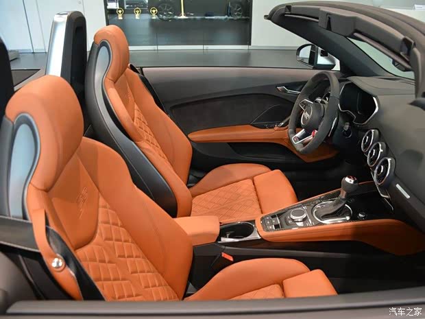 奥迪RS 奥迪TT RS 2016款 TT RS Roadster 奥迪RS 奥迪TT RS 2016款 TT RS Roadster