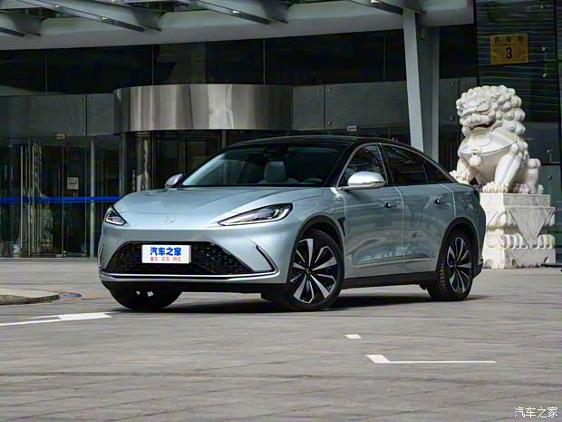 北汽新能源 极狐 阿尔法S(ARCFOX αS) 2021款 试装版 北汽新能源 极狐 阿尔法S(ARCFOX αS) 2021款 试装版