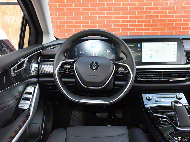 雷諾 江鈴集團(tuán) 羿 2021款 450km 光耀豪華 雙電機(jī)版