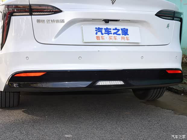 雷諾 江鈴集團(tuán) 羿 2021款 450km 光耀豪華 雙電機(jī)版