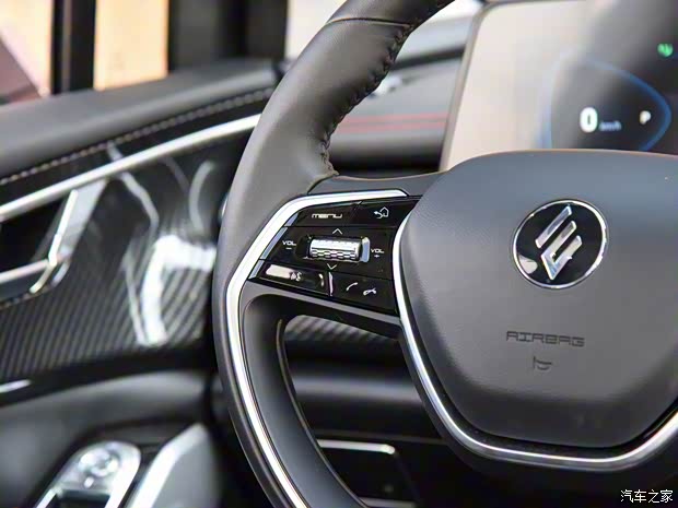 雷諾 江鈴集團(tuán) 羿 2021款 450km 光耀豪華 雙電機(jī)版