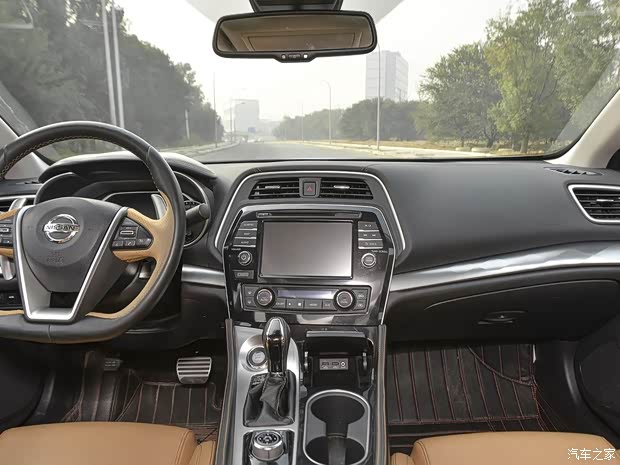 東風(fēng)日產(chǎn) 西瑪 2016款 2.5L XV 至尊版