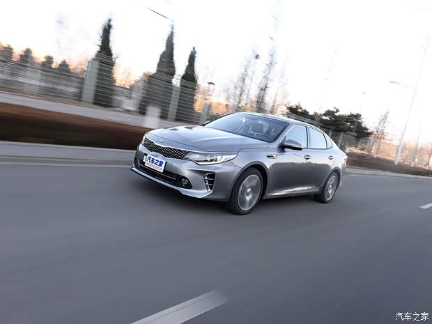 东风悦达起亚 起亚K5 2016款 2.0T 自动PREMIUM