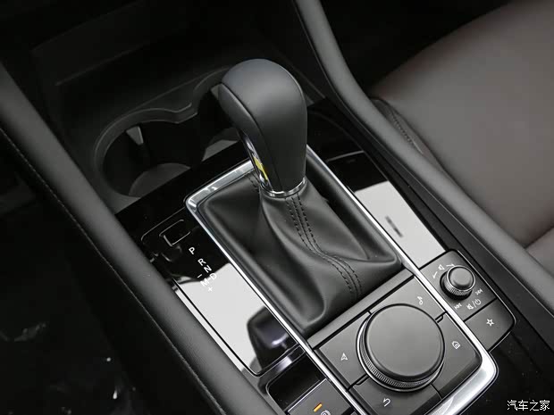 长安马自达 马自达3 昂克赛拉 2021款 2.0L 自动质雅版