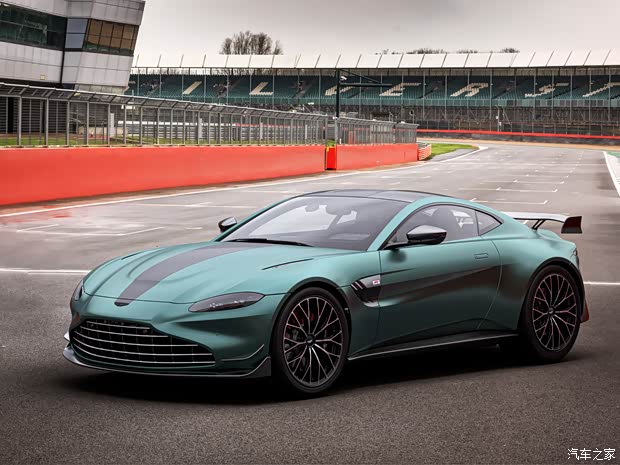 阿斯顿·马丁 V8 Vantage 2021款 F1 Edition Coupe
