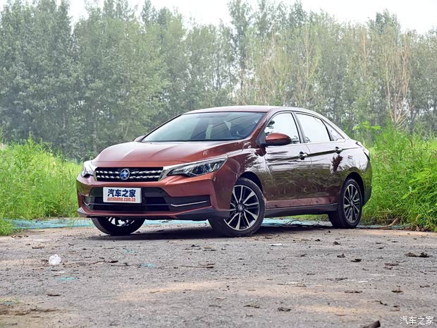 東風(fēng)啟辰 啟辰D60 2018款 1.6L CVT智聯(lián)旗艦版