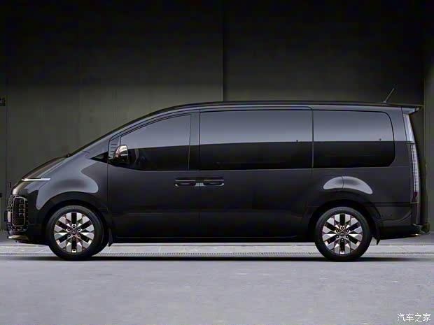 現(xiàn)代(進(jìn)口) STARIA 2021款 基本型