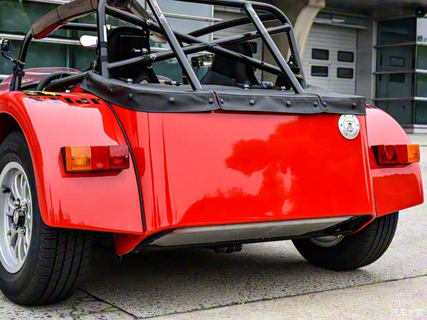 Caterham Seven 2016款 270