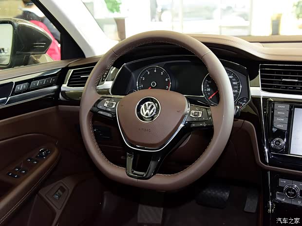 上汽大眾 輝昂 2016款 480 V6 四驅(qū)至尊版