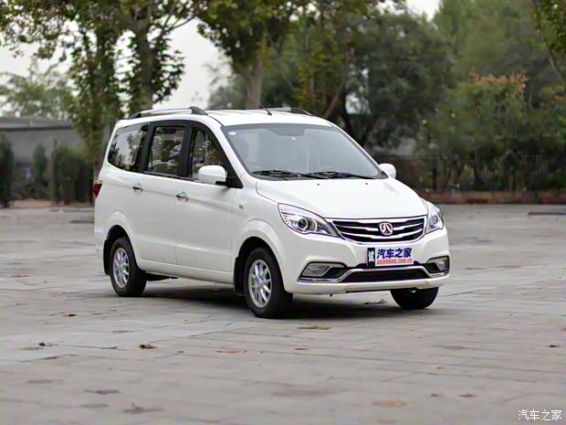 北京汽车 北汽威旺M30 2015款 1.5L舒适型DAM15