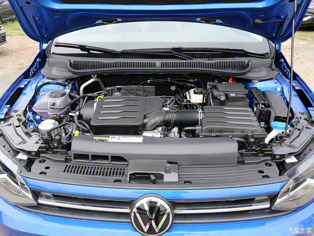 上汽大众 Polo 2021款 Plus 1.5L 自动炫彩科技版