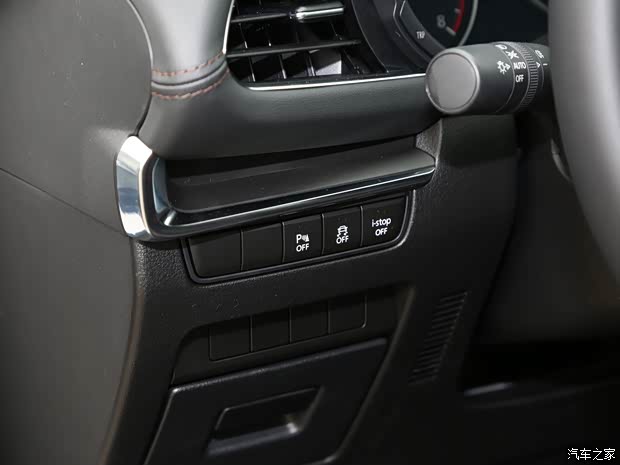 长安马自达 马自达3 昂克赛拉 2021款 2.0L 自动质雅版