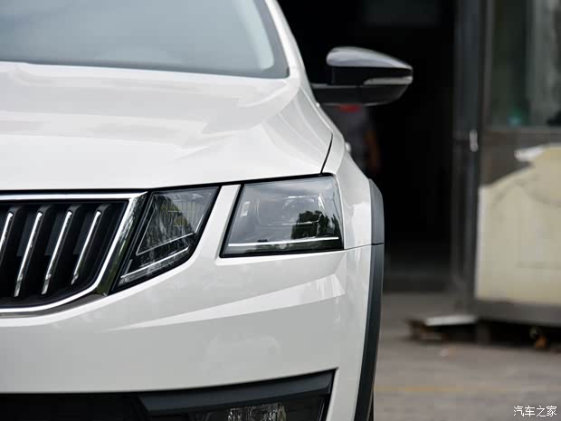 上汽斯柯达 明锐 2018款 旅行版 TSI280 DSG基本型