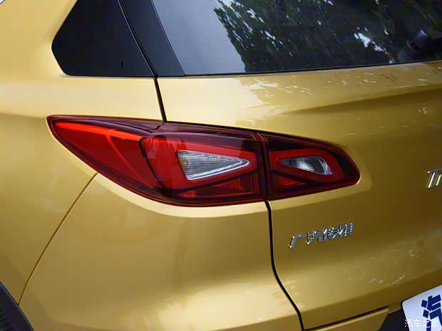 广汽乘用车 传祺GS3 2017款 1.3T 自动低配版