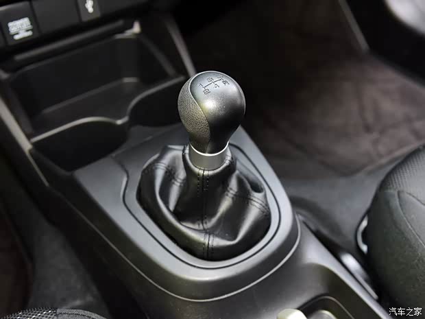 广汽本田 飞度 2016款 1.5L LX 手动舒适型